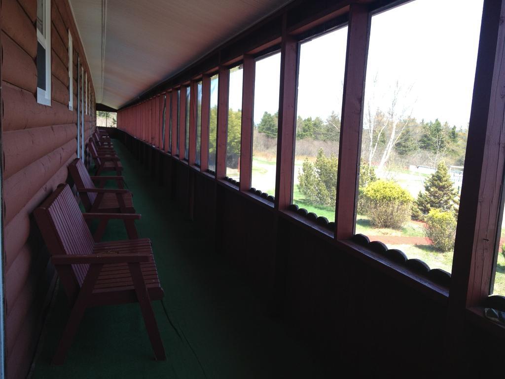 Hopewell Rocks Motel & Country Inn โฮปเวลเคฟ ภายนอก รูปภาพ
