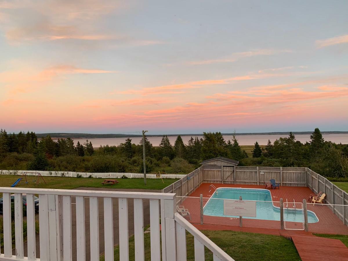 Hopewell Rocks Motel & Country Inn โฮปเวลเคฟ ภายนอก รูปภาพ