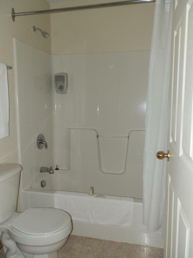Hopewell Rocks Motel & Country Inn โฮปเวลเคฟ ภายนอก รูปภาพ